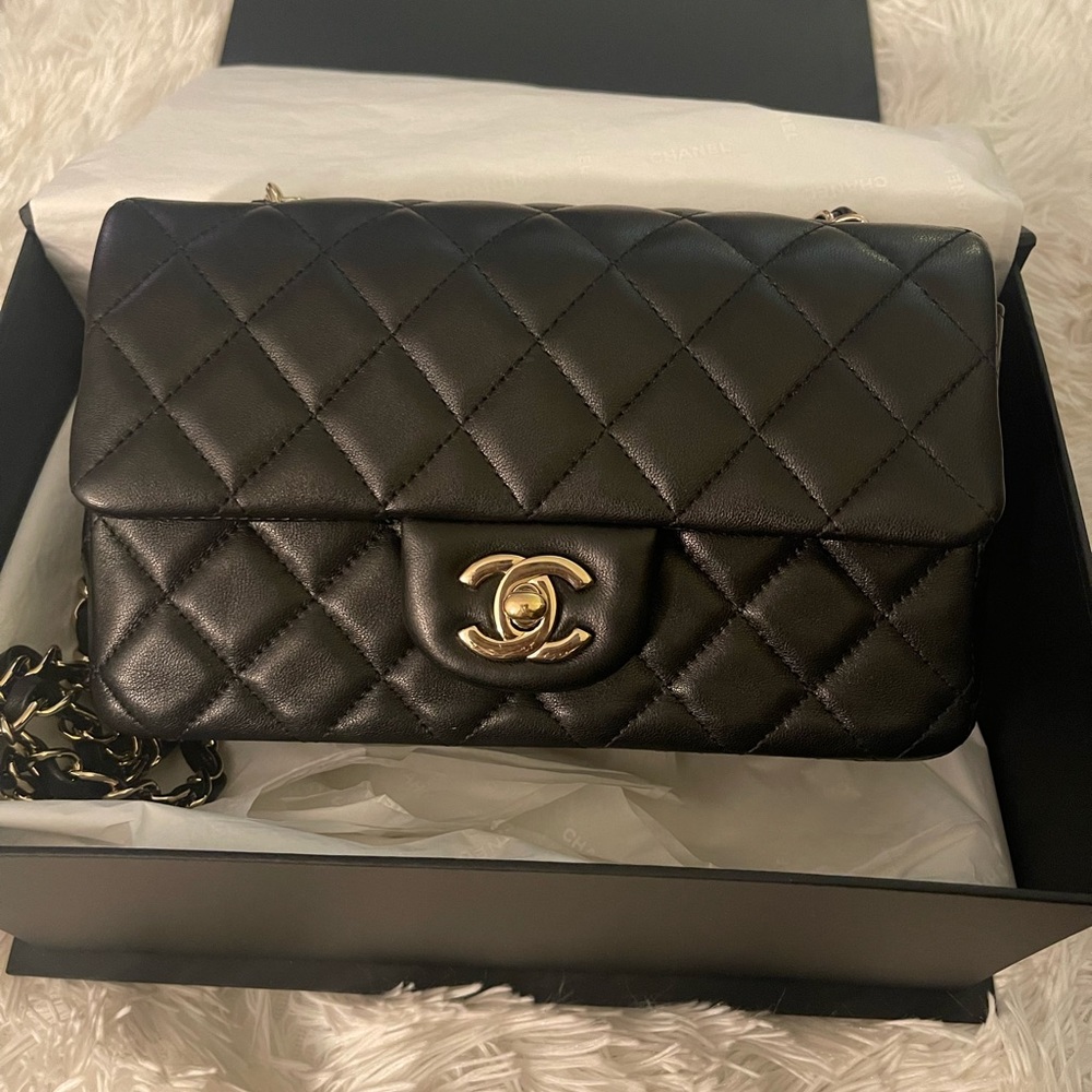 Chanel classic mini flap bag